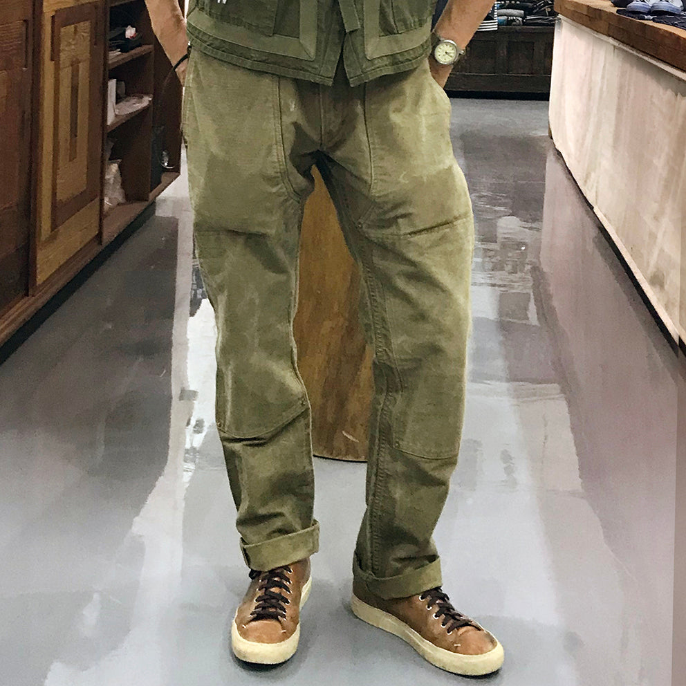 Double clearance front pants